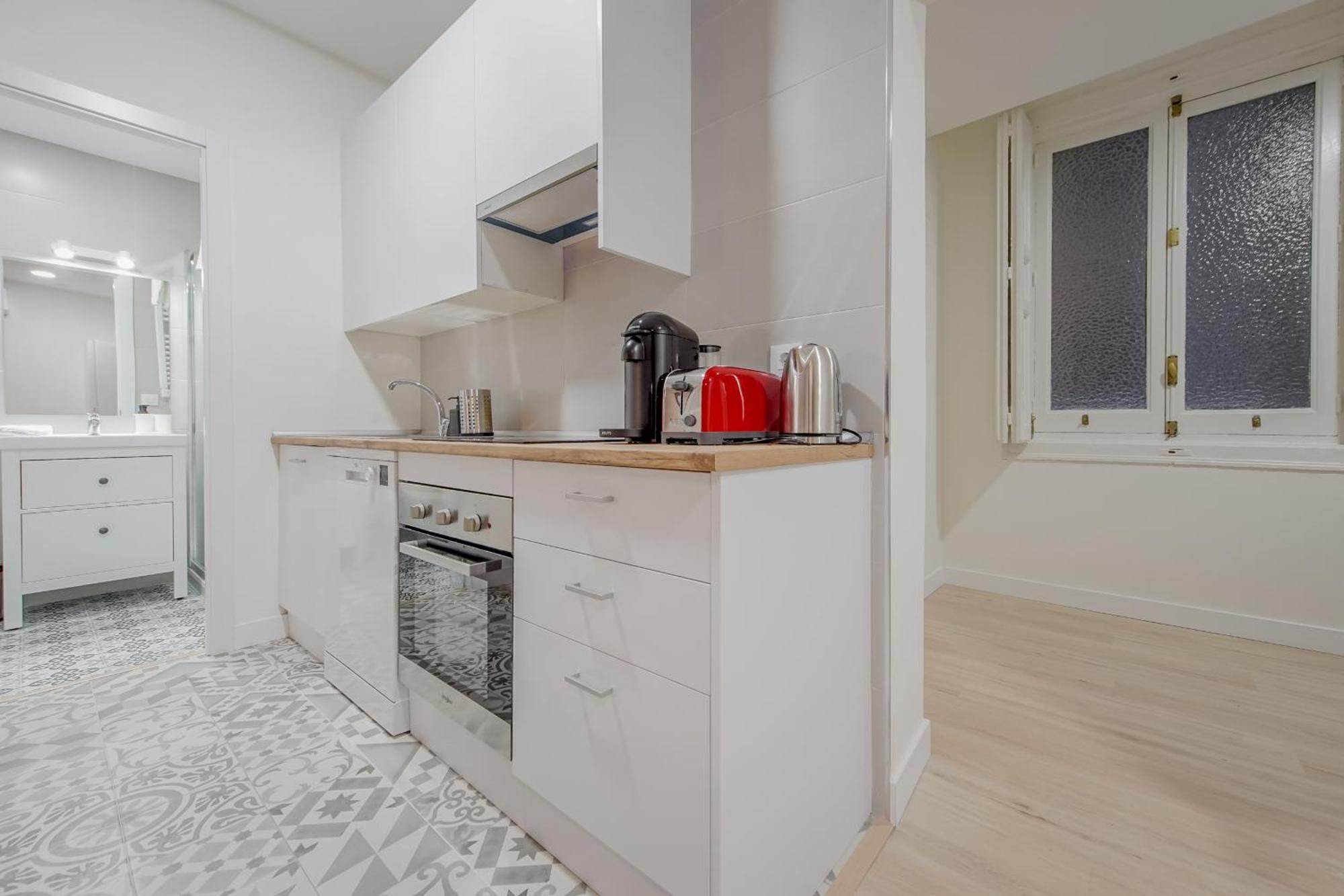 Cozy&New Apartment Para 6Pax En La Plaza De Tirso - Madrid E1 Exterior photo